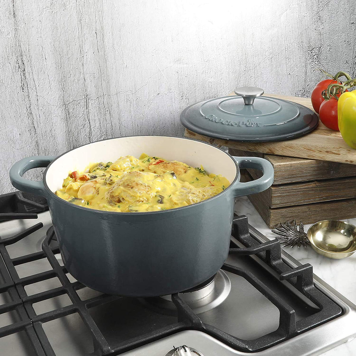 7-Quart Enameled Cast Iron Dutch Oven with Lid L905