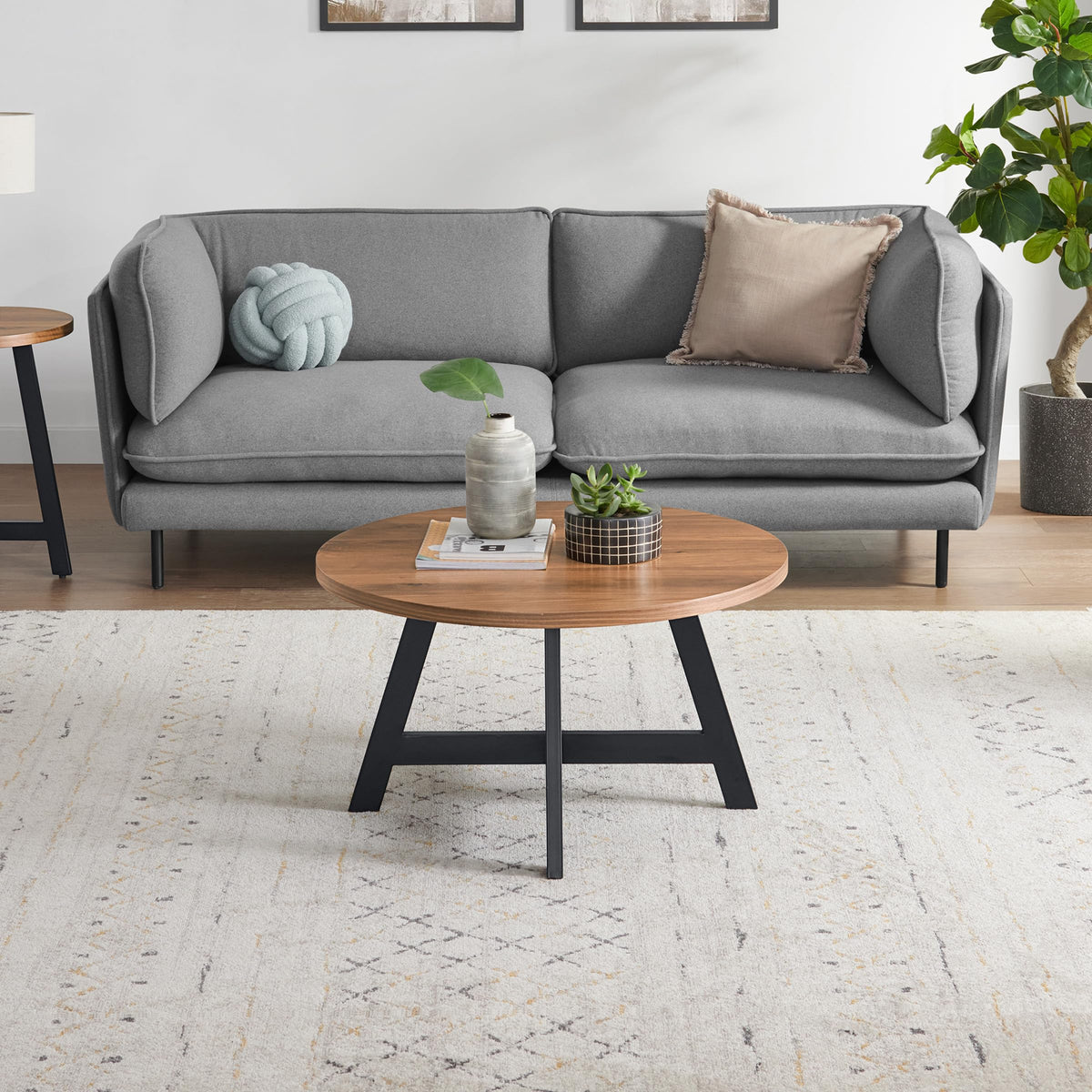 Round Wood Top Metal Base Coffee Table I883913